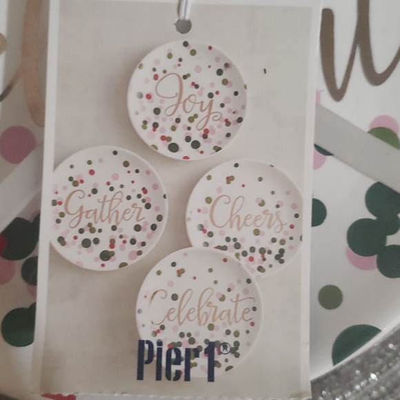 4 + - Picture 2 of 4